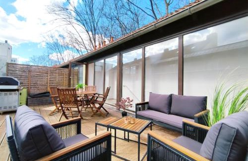 Mitte Apartamento | Design Apartment für bis zu 4 im 2 OG, modern, Dachterrasse, Grill, ruhige Lage, Disney plus, Wii, LAN und WLAN