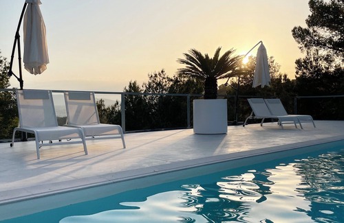 Alginet Villa | Design Casa in Your Own Private Hills-where design meets comfort and simplicity