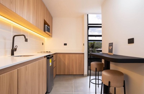 San Diego Apartamento | Design + Depth - 1BR Apt in Trendy Poblado