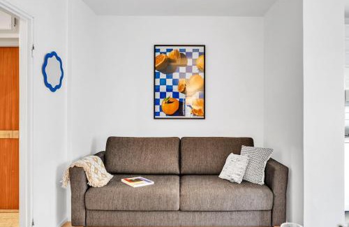 Punavuori Apartamento | Design District w King Bed, Netflix, tram and bus nearby