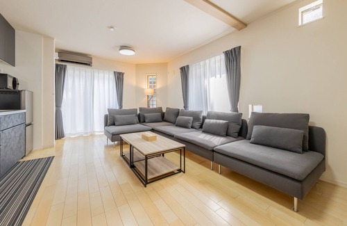 Ebisu Casa | Design house for rent in Ebisu, a stylish Ebisu, perfect for a group trip (max. 10 people).