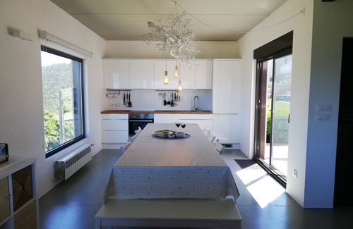 Valdovino Casa | Casa de diseño con vistas a la playa de Pantín