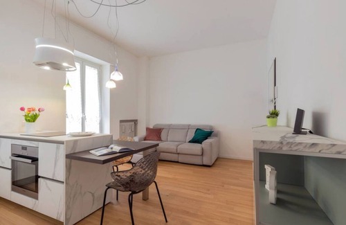 Fiera Apartamento | Design Premium apartment in center Milan-HomeUnity