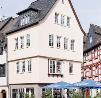 Limburg an der Lahn Apartamento | Designapartment im Herzen der Altstadt - 7 Guests - 3 Bedrooms - 2 Bathrooms