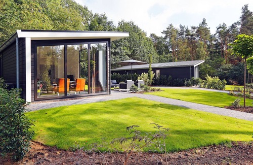 Markelo Chalet De Esquí | Chalet diseñado con TV inteligente, al lado de Bos