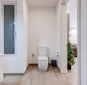 Tal-Ghoqod Apartamento | Designer 1 Bed Maisonette Swieqi By Homely