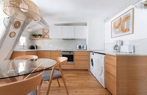 Odeon Apartamento | Diseñador St Germain de un dormitorio cerca de todo!
