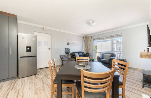 Big Bay Apartamento | Designer 2 Bed Apartment - Big Bay Beach Club