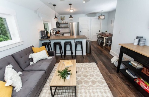 Fort Mill Apartamento | Designer Apt in Charming Fort Mill w/ Netflix