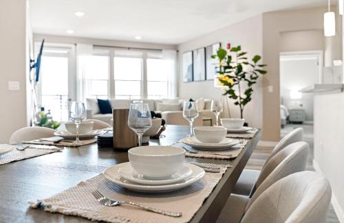 Sparks Apartamento | Designer Apt w Jacuzzi Walk To Casino & iMax