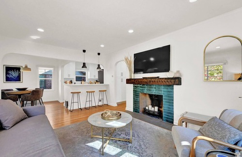 Wasatch Hollow Casa | Designer Bungalow, 30min to skiing, 1.5 M from U