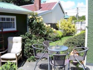 Sydenham Cama Y Desayuno | Designer Cottage