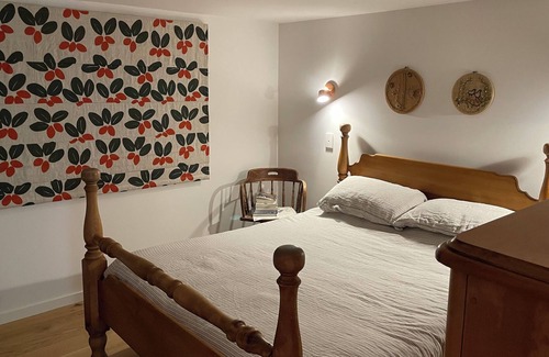 Mahurangi Casa | Designer Dwelling in Native Bush With Intimate Harbour Views. 13km to Matakana