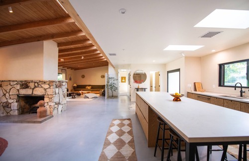 Woodland Hills Casa | Designer home in peaceful neighborhood, L.A.
