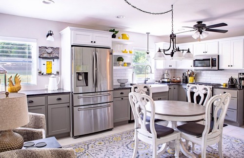 North East Casa | Designer Home in the Middle of Wine Country is BACK!