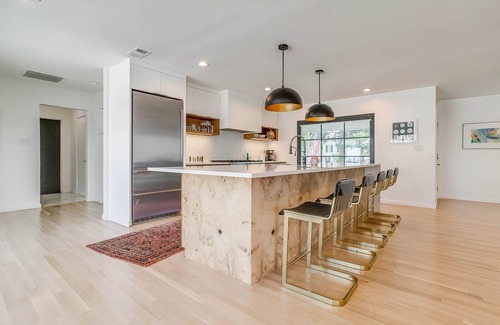 Fort Worth Casa | 'Shauna Glen design' home right in the heart of FWTX two miles west of downtown