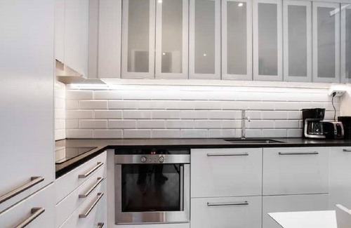Sollentuna Casa | Designer house Stockholm - Arlanda Metro line