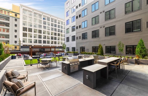 Center City Apartamento | Designer Luxury in Center City