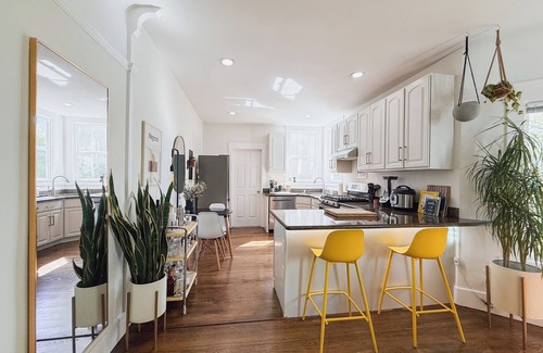 La Lengua Condominio | Designer Pad in the Sunny Mission District