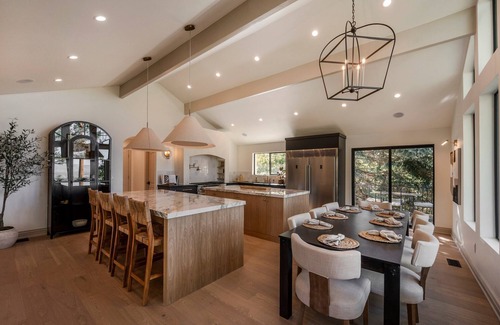 Salt Lake City Casa | Designer Salt Lake Home w/ mountain views! Super close to Park City/Deer Valley!