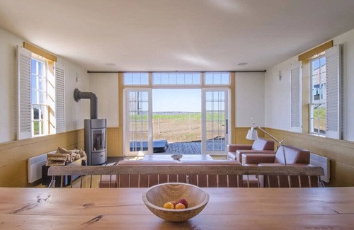 Upper Kingsburg Casa | Arquitectura junto al mar en la granja Shobac - LaHave Cottage