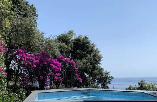 Sori Casa | Designer Villa - Waterfront Apartment