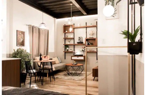 Antipolo Apartamento | Designers’ Suite, Antipolo, Netflix, WiFi, Parking
