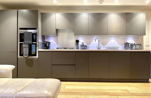 Bicester Apartamento | Desirable 2 Bedroom Apartment in Bicester that sleeps 5