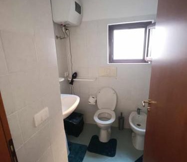 Trecchina Apartamento | Desiree's Rooms - n 2 camere con bagno privato e balcone