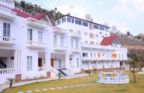 Abbottabad Hotel | Destination Hotel Thandiani