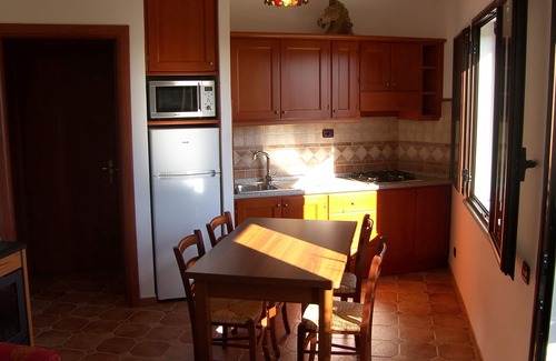 Bari Sardo Apartamento | Destroyed house