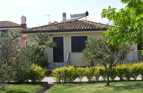 Bari Sardo Apartamento | Destroyed house