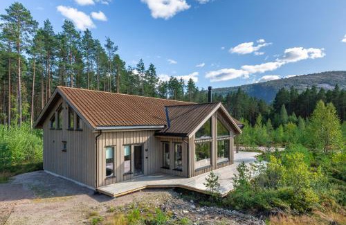 Kviteseid Casa | Det Kosekroken – Nordic Style Holiday Home by the Fjord