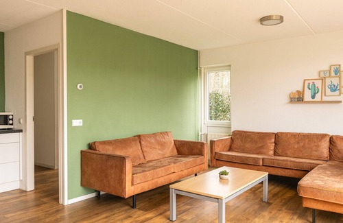 Vlagtwedde Cabaña | Detached bungalow for 14 persons