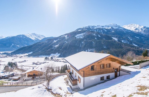 Wald im Pinzgau Chalet De Esquí | Detached chalet with garden and views