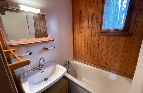 Barcelonnette Chalet De Esquí | Detached chalet with private garden