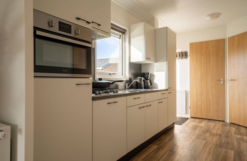 Linden Casa | Detached chalet with three bedrooms, one bathroom and a dishwasher