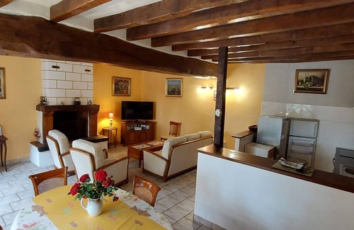 Val d’Erdre-Auxence Cabaña | Detached country house with private fishing pond
