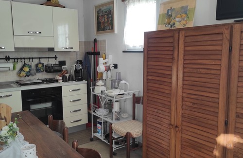Leivi Casa | Detached cottage surrounded by greenery just minutes from the sea.
