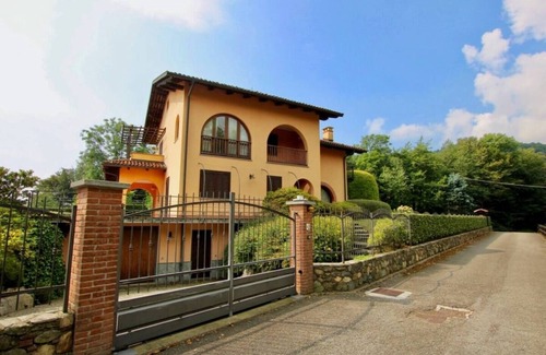 Graglia Casa | Detached family home in Italy with stunning views
