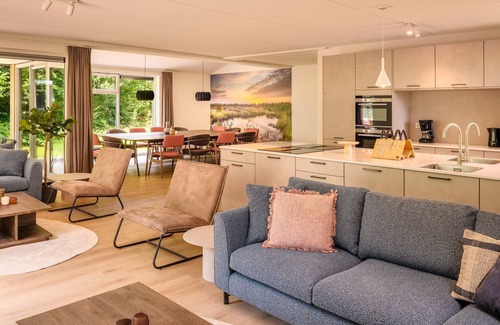 Gasselte Casa | Detached group accommodation for up to 14 people