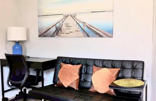 Monrovia Casa | Detached Guesthouse in Monrovia/Los Angeles