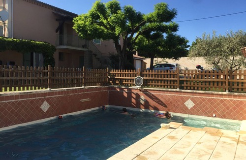 Saumane-de-Vaucluse Casa | Casa independiente sin vecinos con aire acondicionado, jardín cerrado y piscina