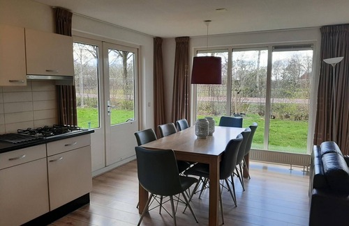 Noordwolde Casa | Detached holiday bungalow for eight people