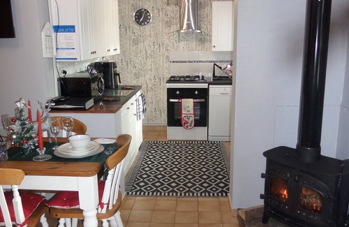 Tortefontaine Cabaña | Independiente Holiday Cottage, cerca del mercado de la ciudad de Hesdin con Wi Fi Avalible.