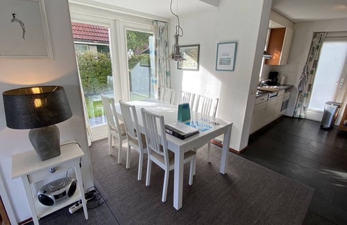 Bruinisse Casa | Detached holiday villa for 6 people at a vacation park in Bruinisse