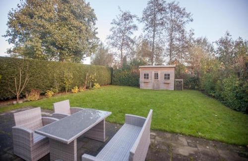 Wemeldinge Casa | Detached Home in Zeeland near the Coast