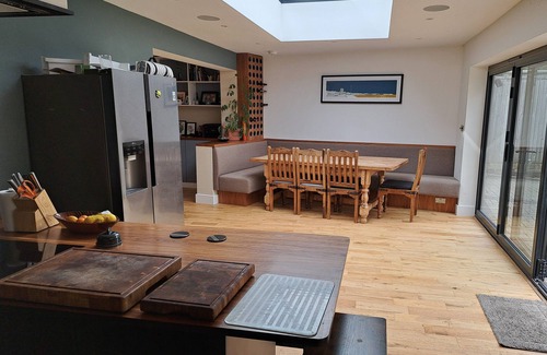 Clayton Casa | Detached house in Brighton available Jan to March 2025