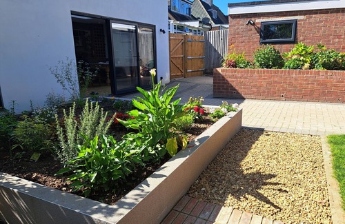 Clayton Casa | Detached house in Brighton available Jan to March 2025