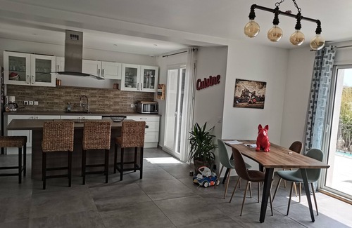Puget-sur-Argens Casa | casa tiene capacidad para 5/6